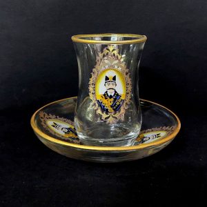 تصویر ناصرالدین شاه قاجار بر روی بلورجات وارداتی به ایران