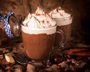 طعم گرم زمستان، هشداری سرد برای استخوان‌ها: تحلیل جامع ارتباط شکلات داغ و سلامت اسکلتی